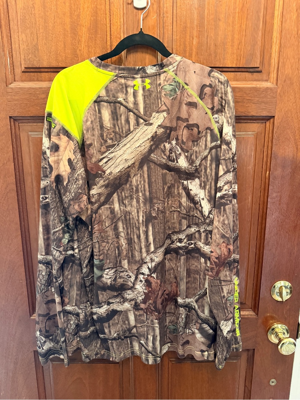 Under Armour Men’s 2XL Realtree Camo HeatGear Long Sleeve Shirt | EUC